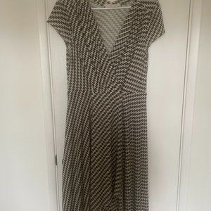 NWOT Tory Burch Wrap Midi Dress Brown and White Viscose Silk Blend Size M